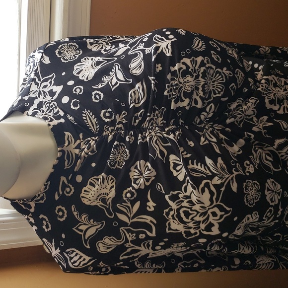 🆕️Ladies lightweight top​ - Picture 10 of 10